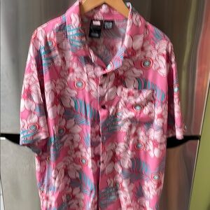 Men’s Captain Marvel Hawaii Shirt.
